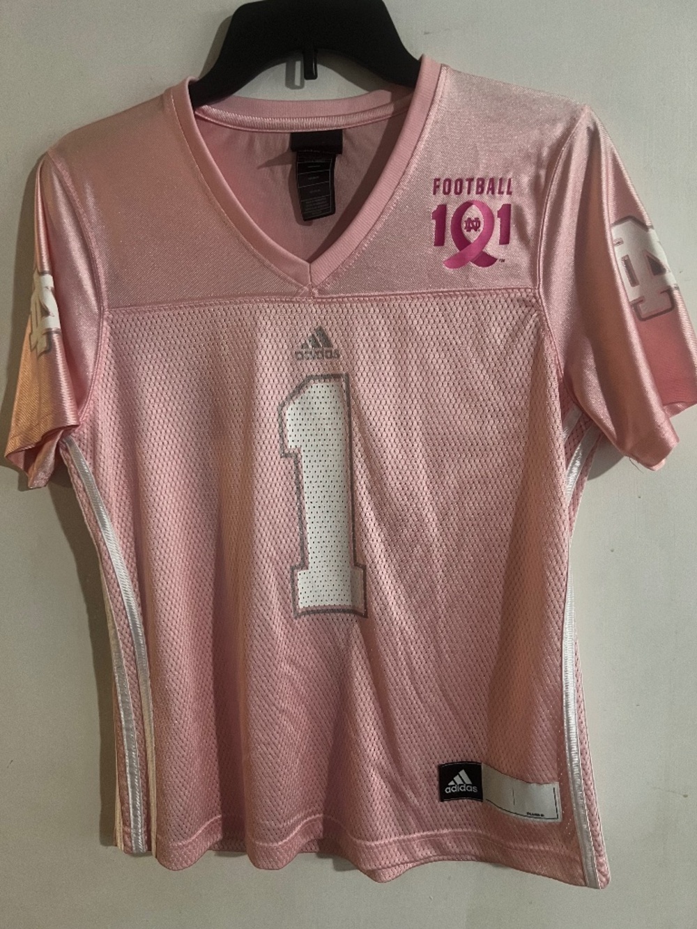 Notre Dame Womens Football Jersey , Size Medium , Breast Cancer Edition